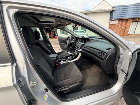 Used 2014 Honda Accord EX image 57