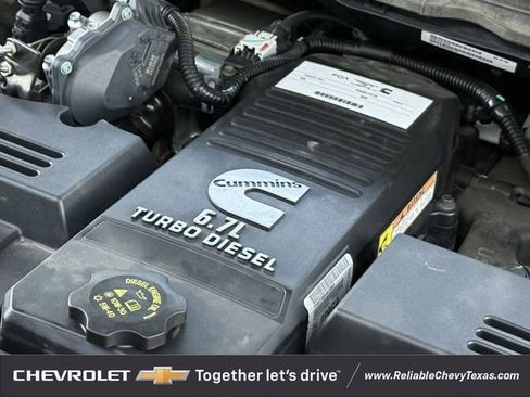 Used 2024 RAM 2500 Tradesman w/ Chrome Appearance Group image 36