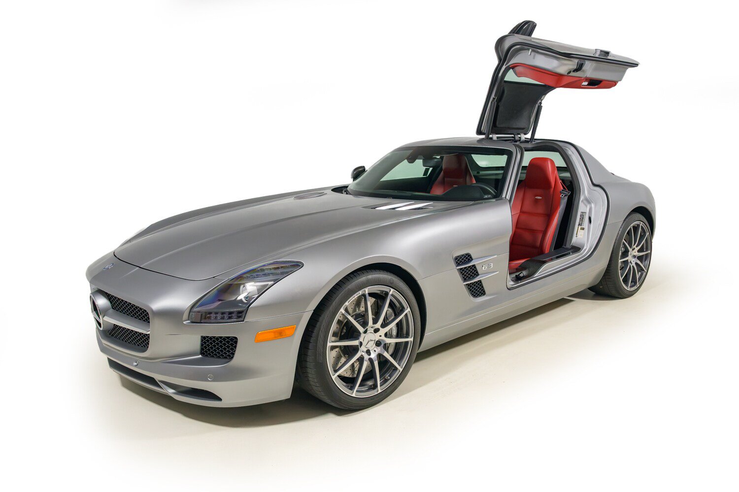 Used 2011 Mercedes-Benz SLS AMG Coupe image 16
