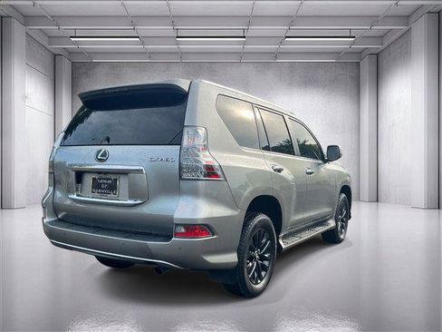 Certified 2023 Lexus GX 460 Premium AWD/4WD image 3