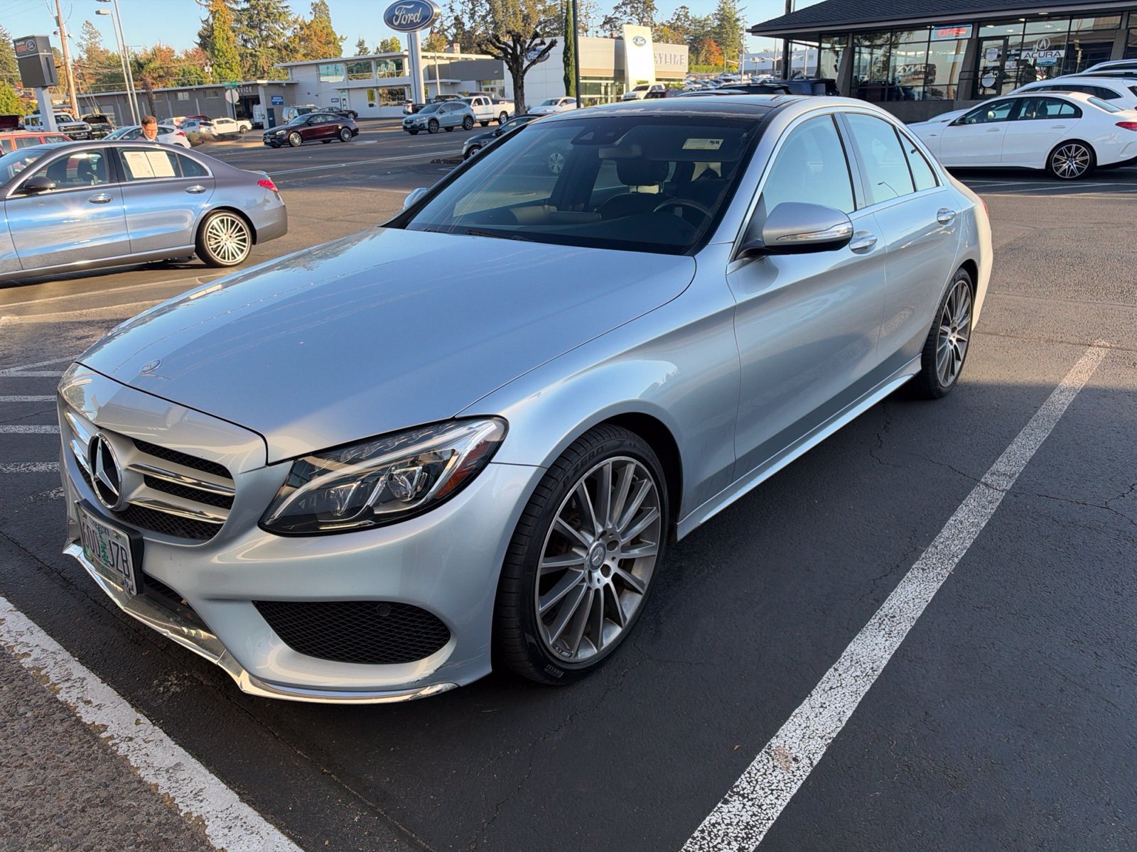 Used 2015 Mercedes-Benz C 300 4MATIC Sedan image 1