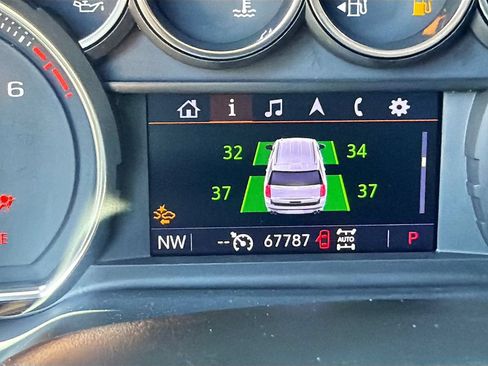 Used 2021 Chevrolet Tahoe Z71 w/ Rear Media and Nav Package AWD/4WD image 12