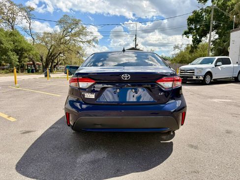 Used 2021 Toyota Corolla LE image 4