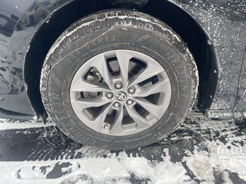 Certified 2021 Toyota Sienna LE image 10