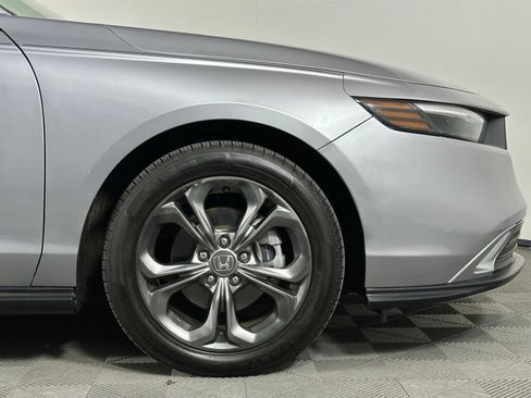 Used 2023 Honda Accord EX image 8