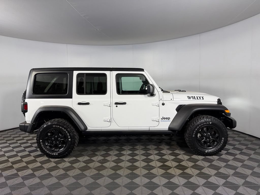 Used 2023 Jeep Wrangler Unlimited w/ 8.4" Radio Group AWD/4WD image 9