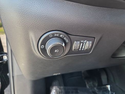 New 2026 Jeep Compass Latitude AWD/4WD image 22