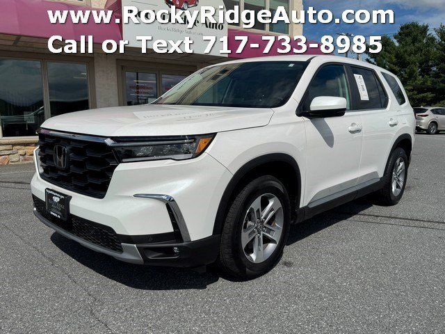 Used 2025 Honda Pilot EX-L image 2