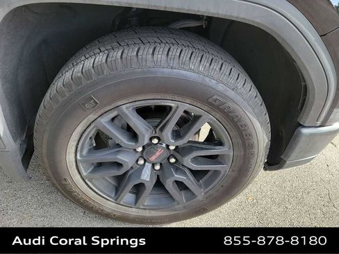 Used 2025 GMC Sierra 1500 Elevation w/ Preferred Package image 16