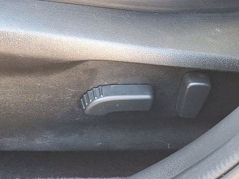 Used 2023 Subaru Crosstrek 2.5i Limited w/ Moonroof Package image 25