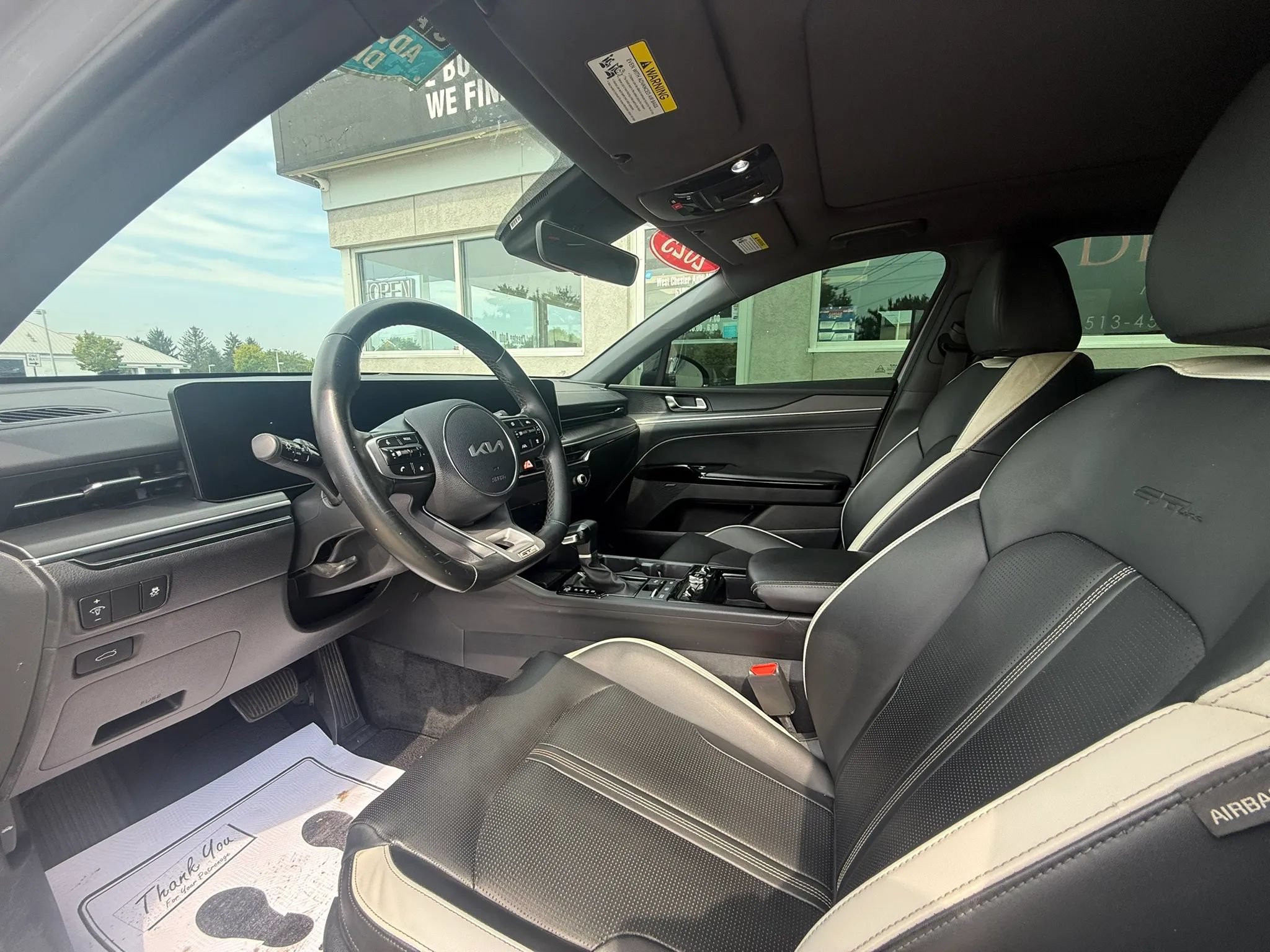 Used 2025 Kia K5 GT-Line w/ GT-Line Premium Package FWD image 9