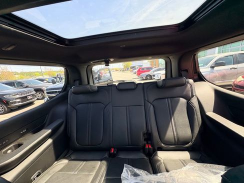 New 2026 Jeep Grand Wagoneer Limited AWD/4WD image 41