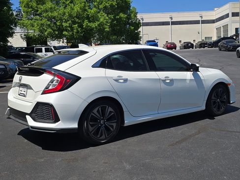 Used 2018 Honda Civic EX image 3