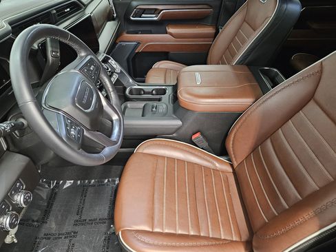 Used 2024 GMC Sierra 2500 Denali Ultimate image 18