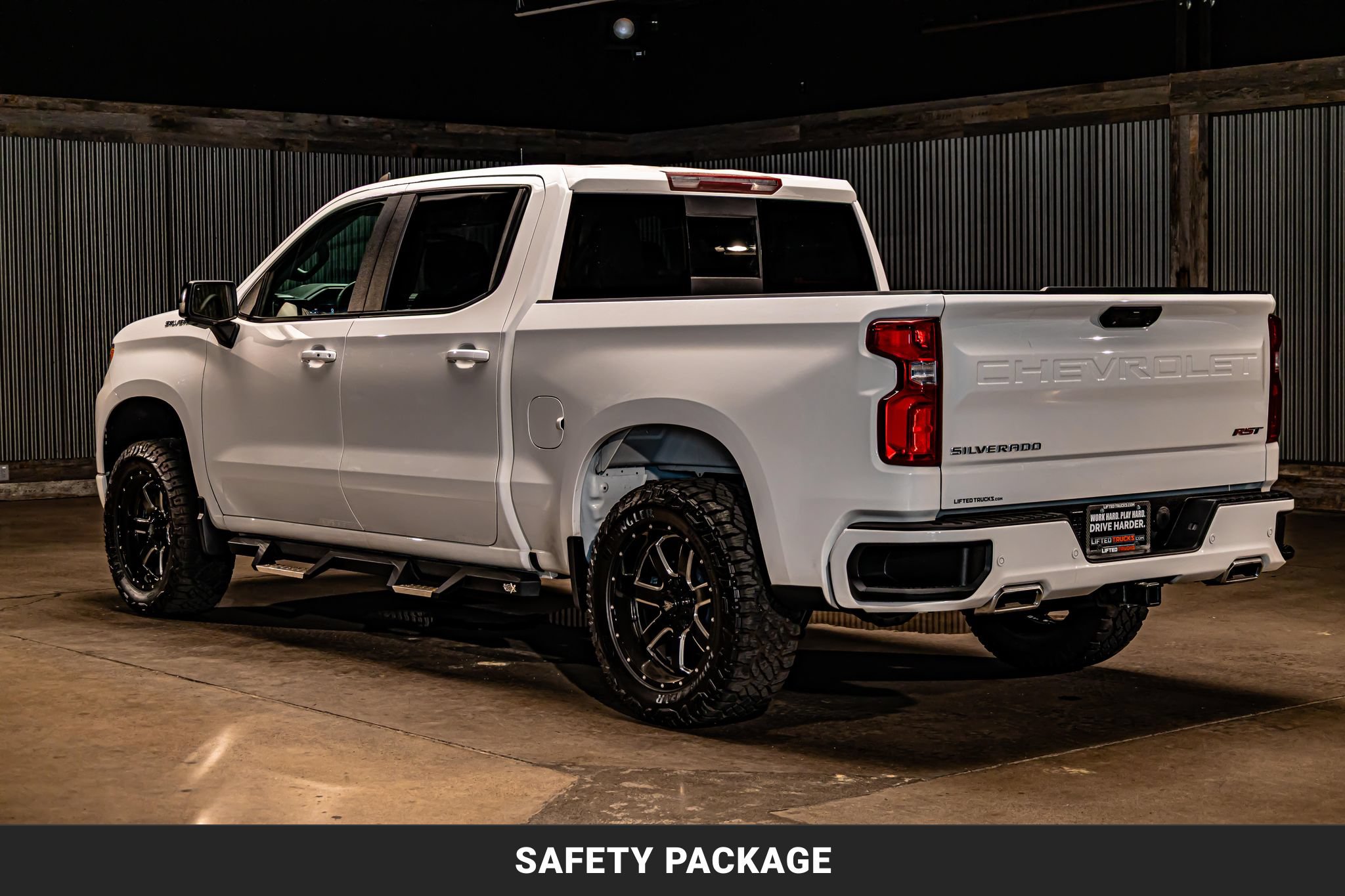 Used 2024 Chevrolet Silverado 1500 RST w/ Convenience Package II AWD/4WD image 6
