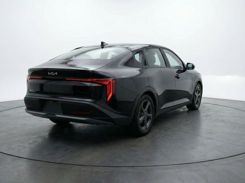Used 2025 Kia K4 FWD image 9