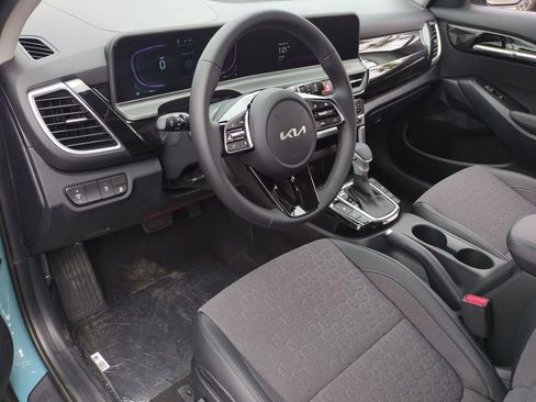 New 2026 Kia Seltos S image 13