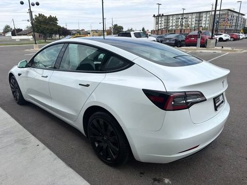 Used 2022 Tesla Model 3 Long Range AWD/4WD image 5