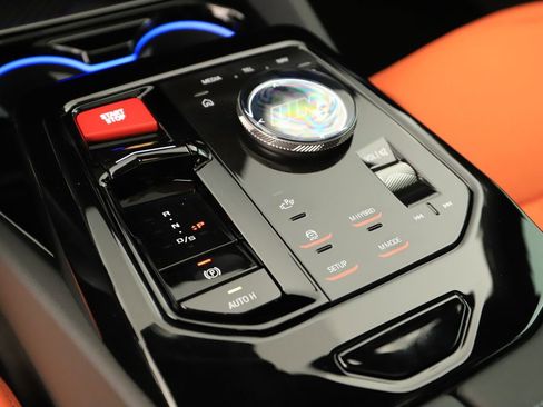 Used 2026 BMW M5 Touring AWD/4WD image 33