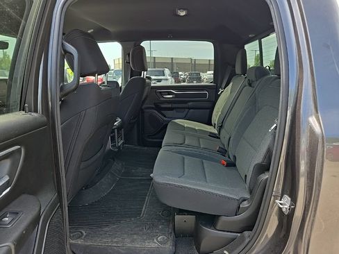 Used 2022 RAM 1500 Big Horn AWD/4WD image 15