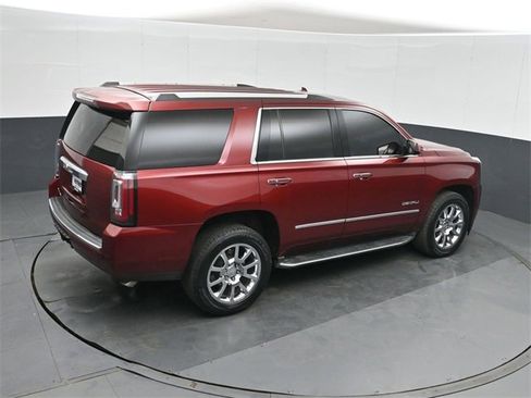 Used 2017 GMC Yukon Denali w/ Open Road Package image 34