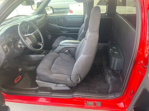 Used 2003 Chevrolet S10 Pickup LS w/ Convenience Package RWD image 6