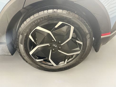 Used 2024 Hyundai Ioniq 5 SEL image 11