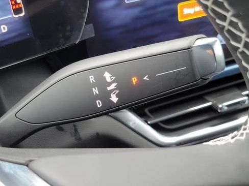 New 2026 Chevrolet Equinox EV LT image 16