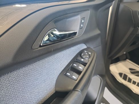 Used 2023 Chevrolet TrailBlazer LT FWD image 11