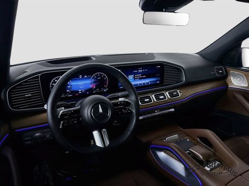 Used 2024 Mercedes-Benz GLS 450 4MATIC w/ Pinnacle Trim Package image 30