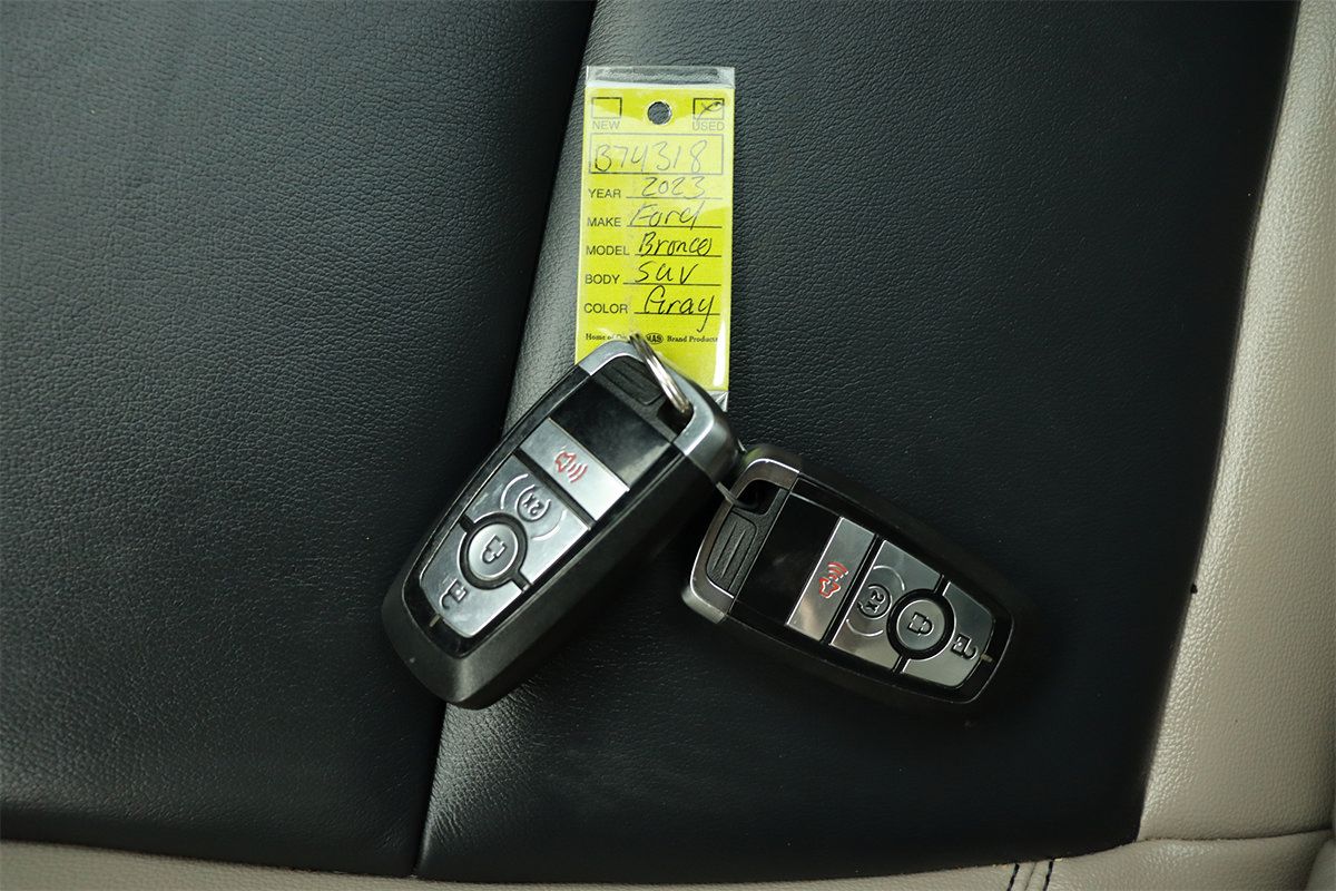 Used 2023 Ford Bronco Wildtrak AWD/4WD image 45