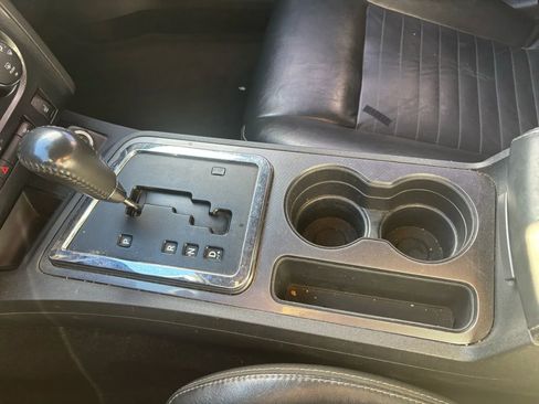 Used 2009 Dodge Challenger R/T image 38