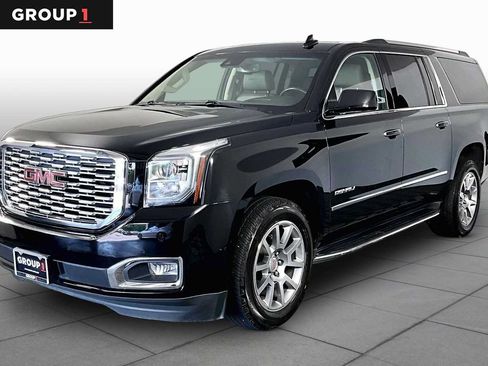 Used 2020 GMC Yukon XL Denali RWD image 1