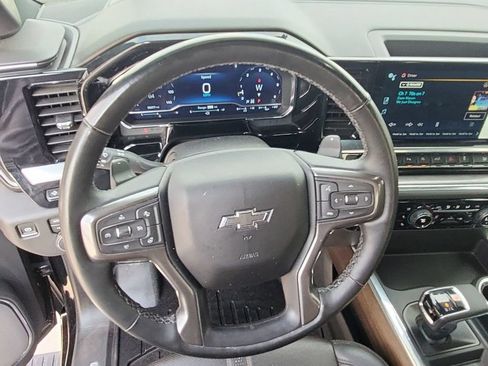 Used 2024 Chevrolet Silverado 1500 High Country w/ Midnight Edition AWD/4WD image 18