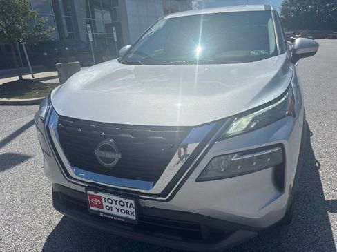 Used 2023 Nissan Rogue SV AWD/4WD image 13
