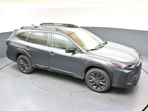 Certified 2025 Subaru Outback Onyx Edition AWD/4WD image 42