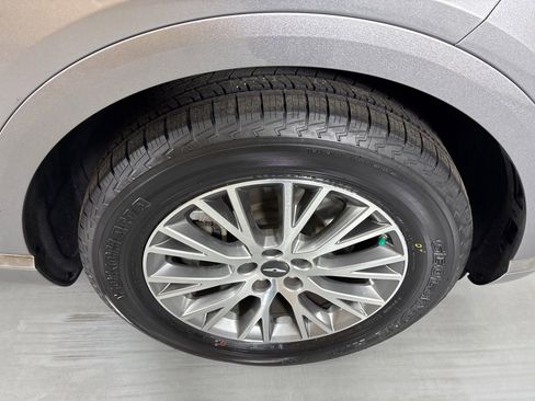 Used 2024 Genesis GV80 2.5T image 11