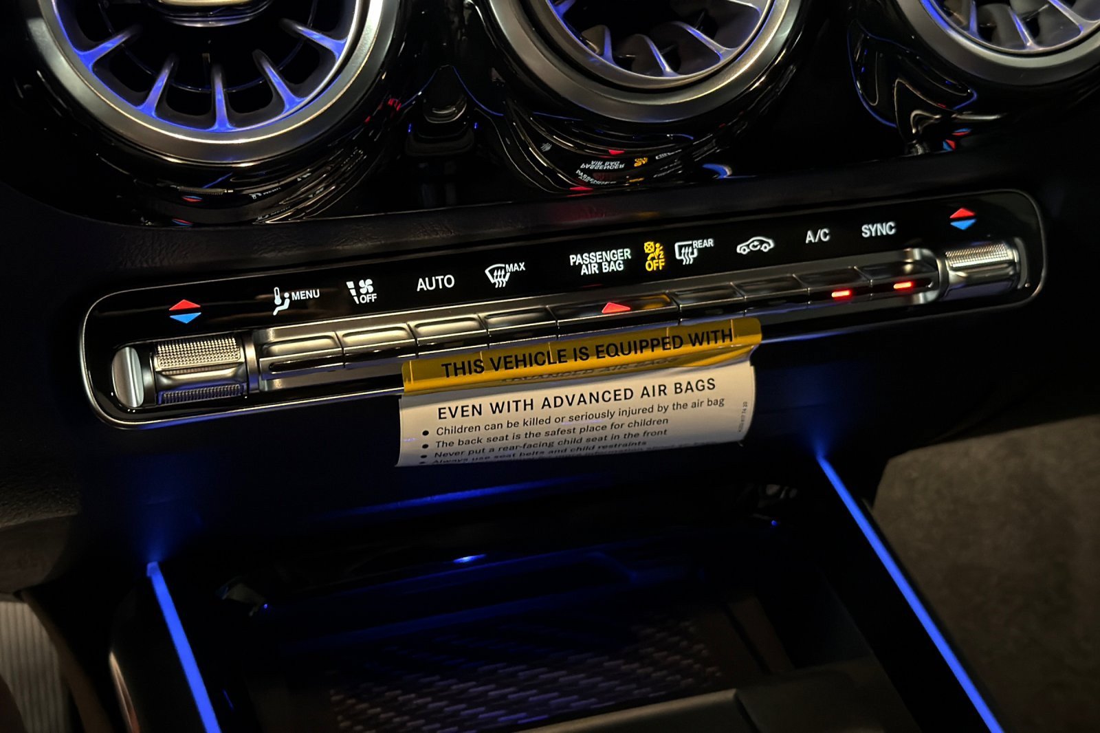 New 2026 Mercedes-Benz GLA 250 4MATIC image 19