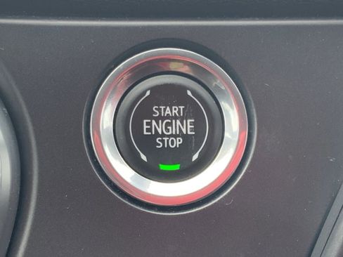 Used 2020 Chevrolet Blazer LT image 35