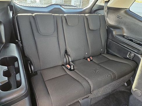 Certified 2024 Subaru Ascent Premium w/ Convenience Package image 20