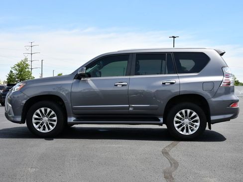 Used 2016 Lexus GX 460 w/ Premium Package AWD/4WD image 4