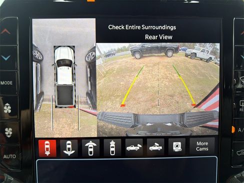 Used 2024 RAM 2500 Laramie w/ Night Edition image 30