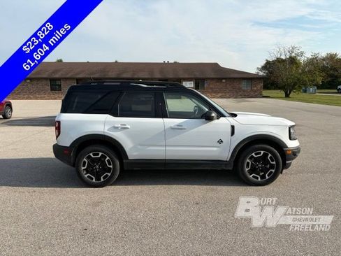 Used 2022 Ford Bronco Sport Outer Banks w/ Tech Package AWD/4WD image 8