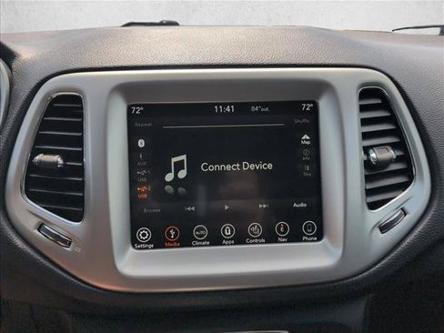Used 2020 Jeep Compass Latitude w/ Popular Equipment Group AWD/4WD image 17