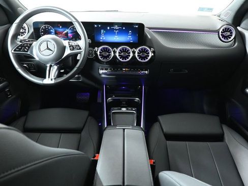 Certified 2025 Mercedes-Benz GLA 250 4MATIC image 4