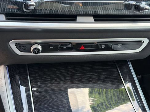 Used 2026 BMW X5 sDrive40i w/ M Sport Package RWD image 19