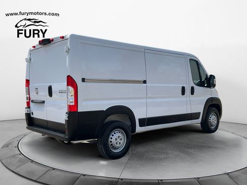 Used 2025 RAM ProMaster 2500 w/ Safety Group FWD image 3