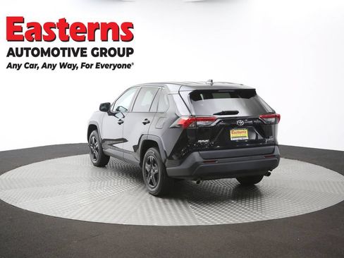 Used 2022 Toyota RAV4 LE AWD/4WD image 64