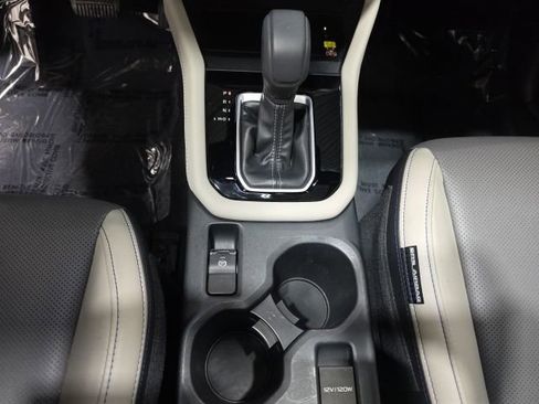 Certified 2025 Subaru Forester Limited AWD/4WD image 24