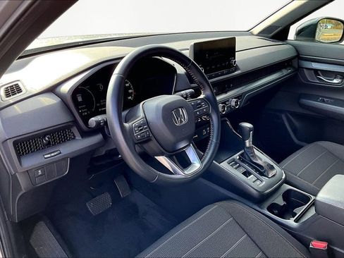 Used 2025 Honda CR-V Sport image 14